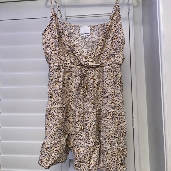 Super trendy never worn cheetah print mini dress - Picture 1 of 4